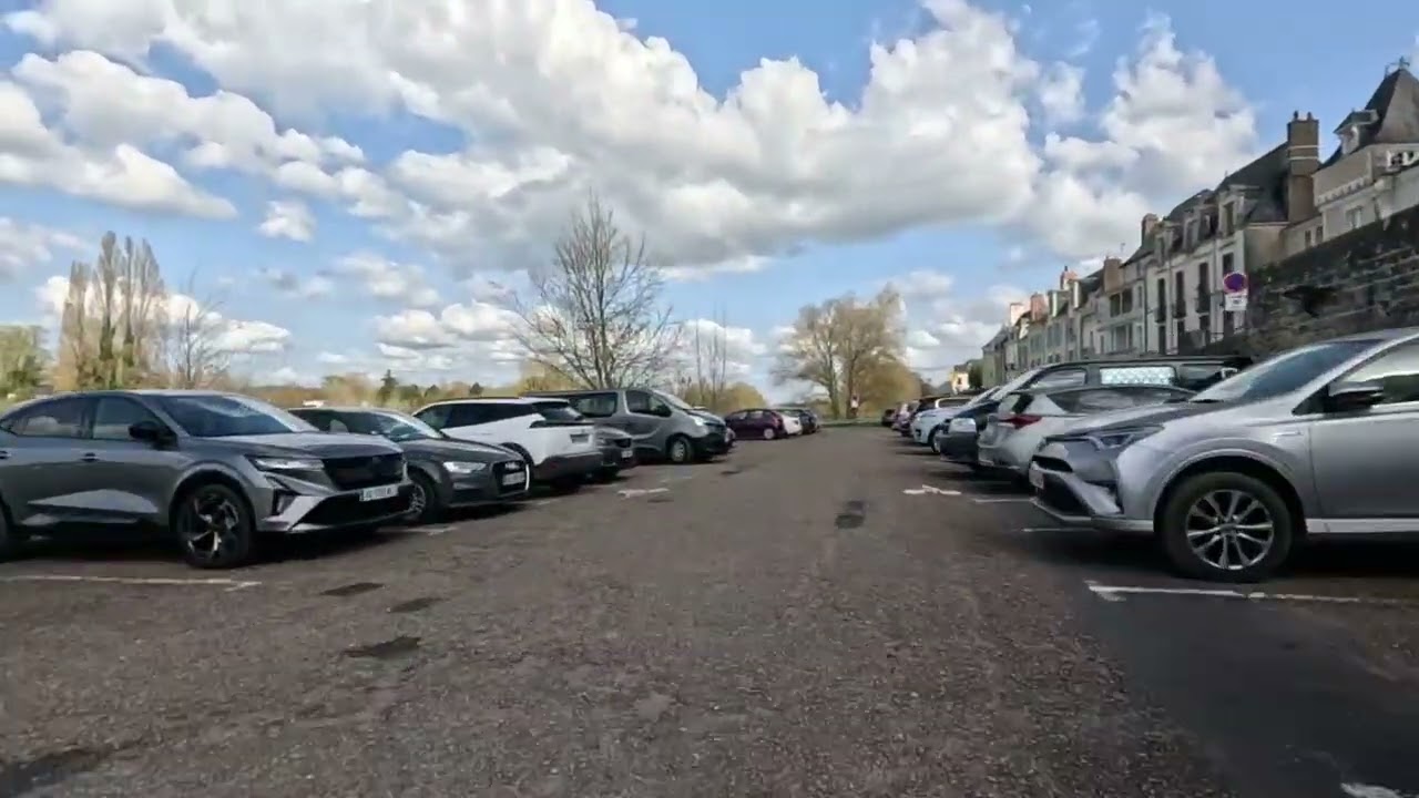 Ballade vélo sur un Tronçon de la Loire à vélo arrivée à Amboise Part 2.